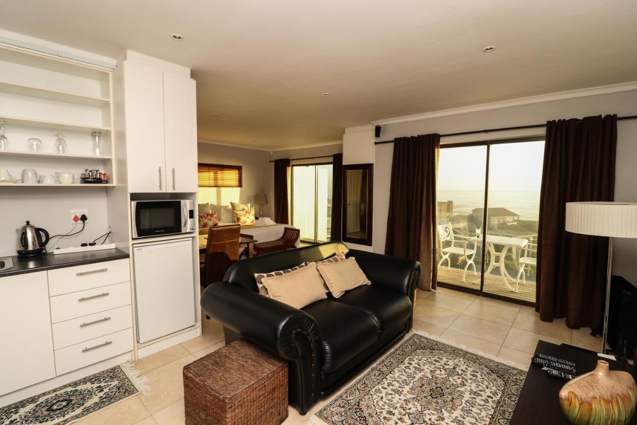 בלוברגסטראנד Blaauw Village Guest House מראה חיצוני תמונה