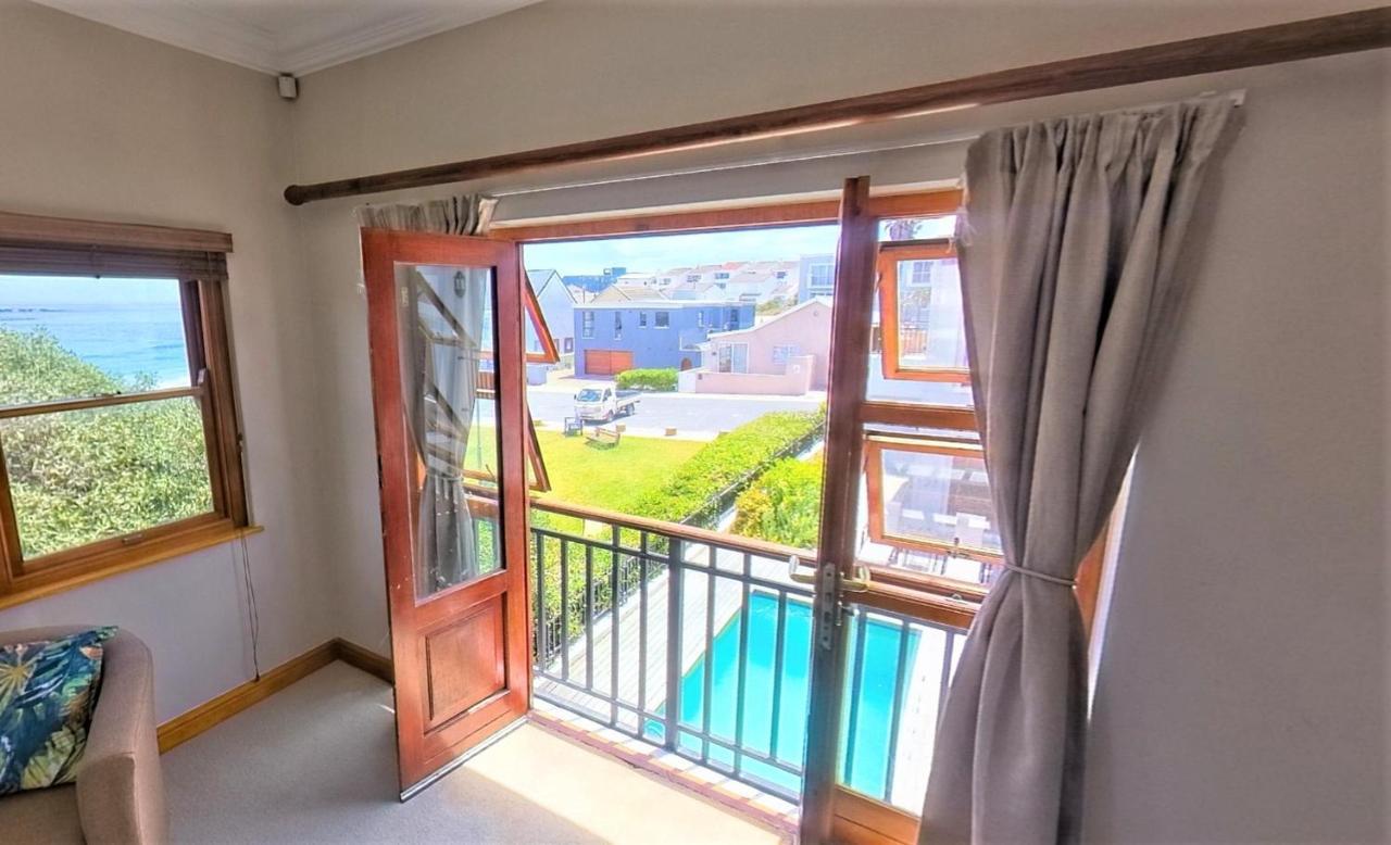 בלוברגסטראנד Blaauw Village Guest House מראה חיצוני תמונה