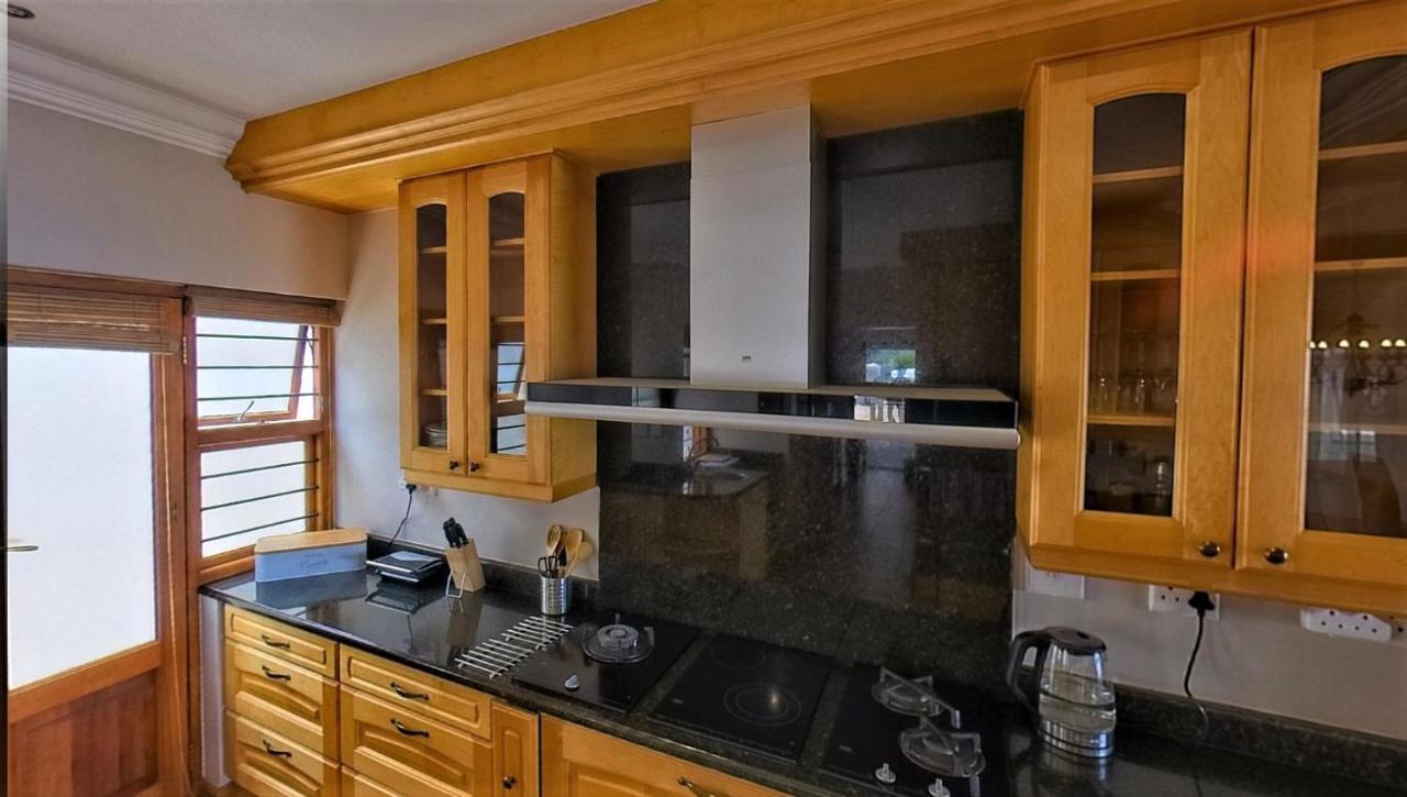 בלוברגסטראנד Blaauw Village Guest House מראה חיצוני תמונה