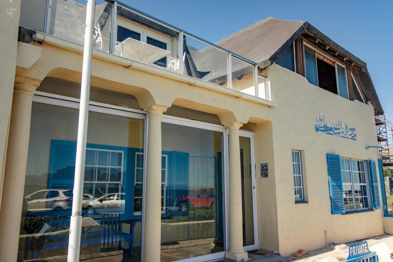 בלוברגסטראנד Blaauw Village Guest House מראה חיצוני תמונה