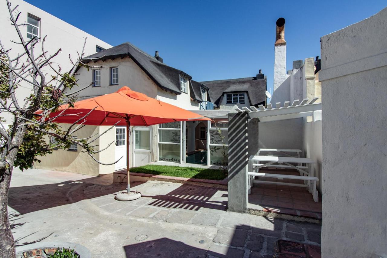 בלוברגסטראנד Blaauw Village Guest House מראה חיצוני תמונה
